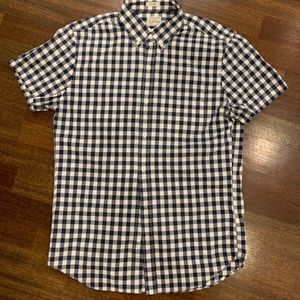 J Crew: Men's Size Small, button down dress shirt
